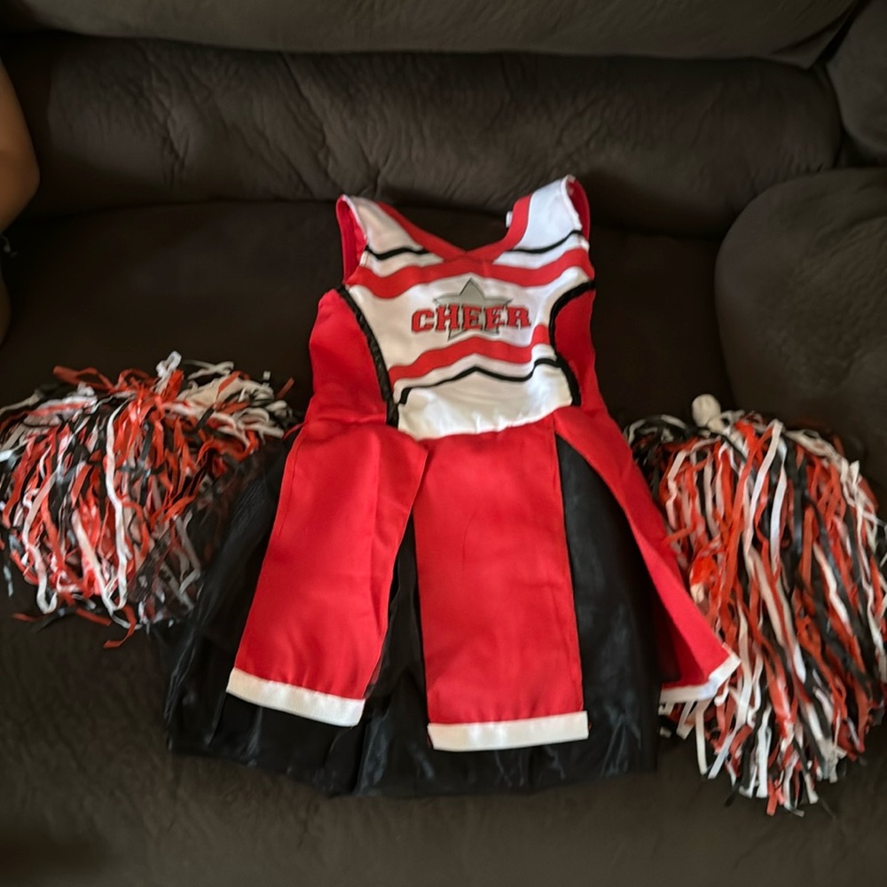 Cheerleading customers for little girls